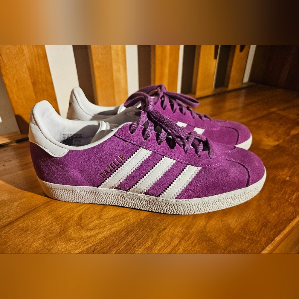 Adidas Gazelle purple size 7